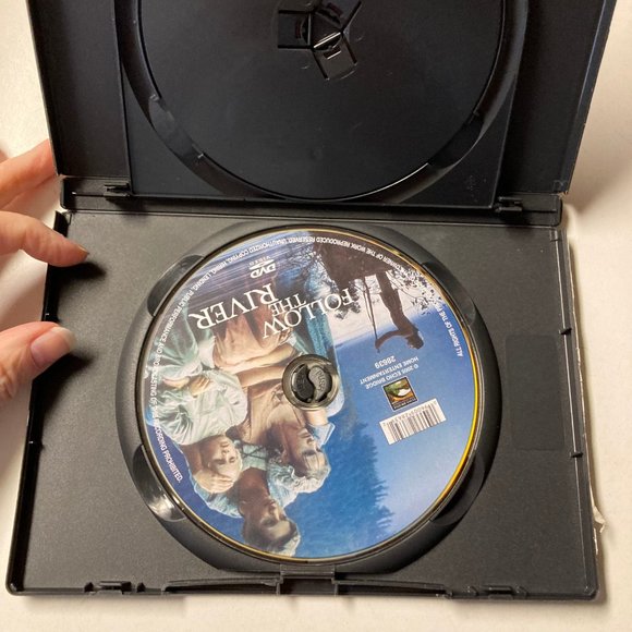 Follow the River DVD w/ Bonus Music CD - Ellen Burstyn, Sheryl Lee, Tim Guinee - Picture 4 of 6